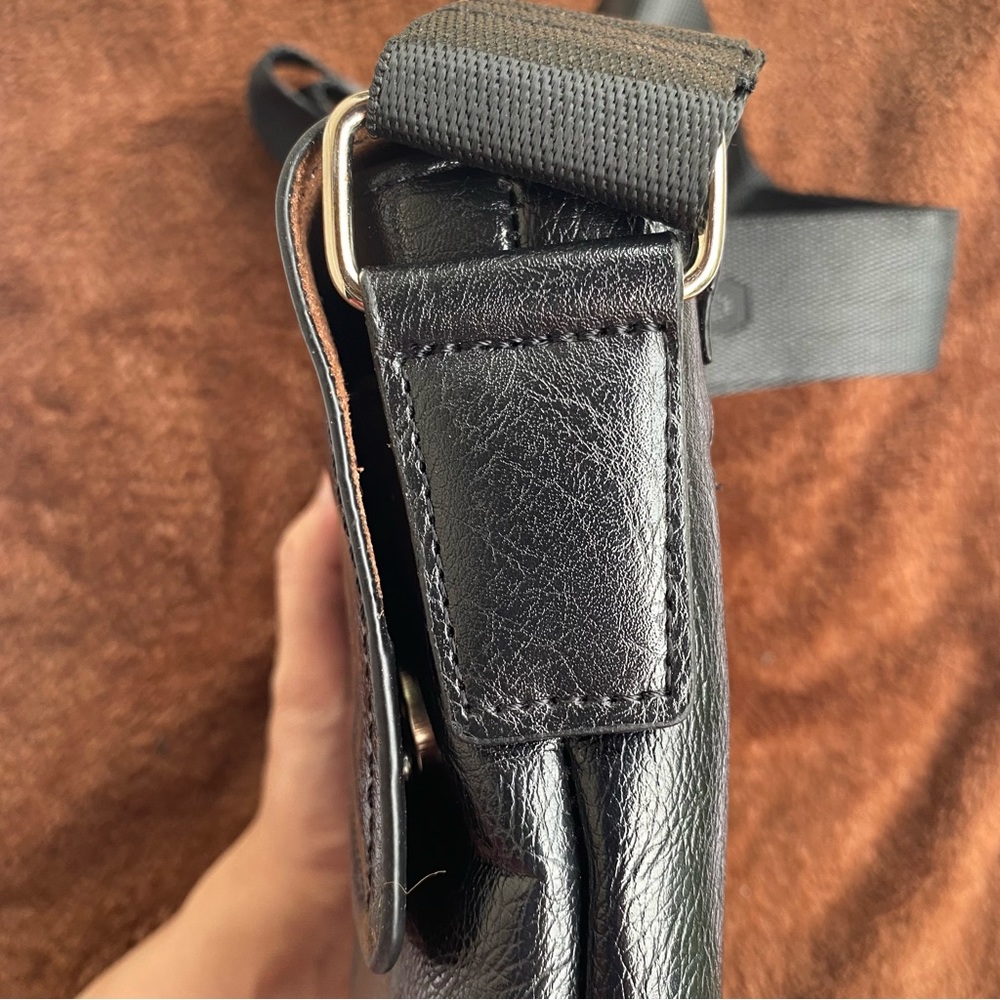 Sling bag for Men - Picture 8 of 17